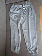 Milwaukee Bucks trainingsbroek XL, Ophalen of Verzenden, Zo goed als nieuw, Maat 56/58 (XL), Zwart