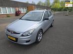 Hyundai I30 1.4i Active Airco Boekjes Nap Lage kilometers, Voorwielaandrijving, Gebruikt, 4 cilinders, 1396 cc