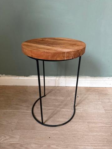 Leuk Bijzettafeltje - 28x40 cm beschikbaar voor biedingen