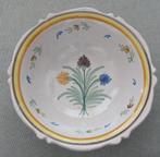 Stenen schaal handbeschilderd diam. 20.5cm hoog 8cm, Ophalen of Verzenden