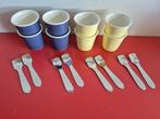 ASA ijsbekertjes 8 stuks met 8 rvs ijslepeltjes, Ophalen of Verzenden, Zo goed als nieuw, Porselein, Overige stijlen