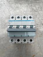 Hager NBN606 installatieautomaat 3P N B6 10 KA, Hobby en Vrije tijd, Elektronica-componenten, Ophalen of Verzenden