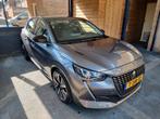 Peugeot 208 allure 1.2 Puretech 100pk 2022 Grijs, Auto's, Peugeot, Voorwielaandrijving, USB, 1200 kg, Handgeschakeld