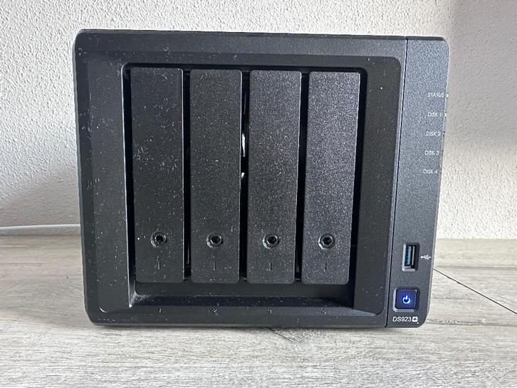 Synology DS923+ NAS + 400GB NVMe SSD, Computers en Software, NAS, Zo goed als nieuw, Ophalen of Verzenden