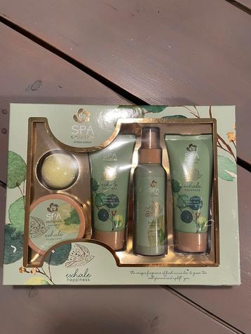 Bad giftset + Mikado XXL beschikbaar voor biedingen