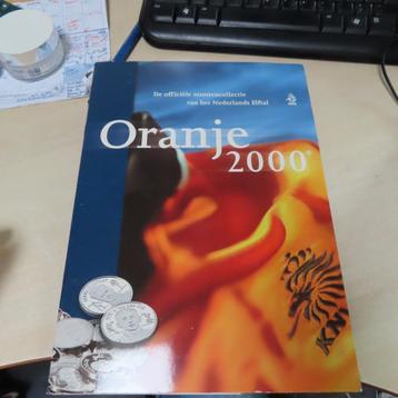 voetbalmunten Shell 1970 + Wim Jonk 1998 + map 2000 beschikbaar voor biedingen
