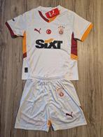 Galatasaray tenue nieuw maat 140-146!, Sport en Fitness, Voetbal, Maat XS of kleiner, Ophalen of Verzenden, Nieuw, Set