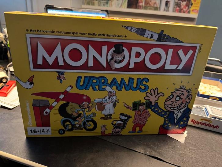 Monopoly Urbanus, Hobby en Vrije tijd, Gezelschapsspellen | Bordspellen, Zo goed als nieuw, Ophalen of Verzenden