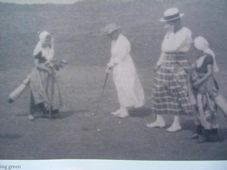 Honderd jaar Domburgsche Golflinks 1914 - 2014., Boeken, Geschiedenis | Vaderland, Zo goed als nieuw, 20e eeuw of later, Ophalen of Verzenden