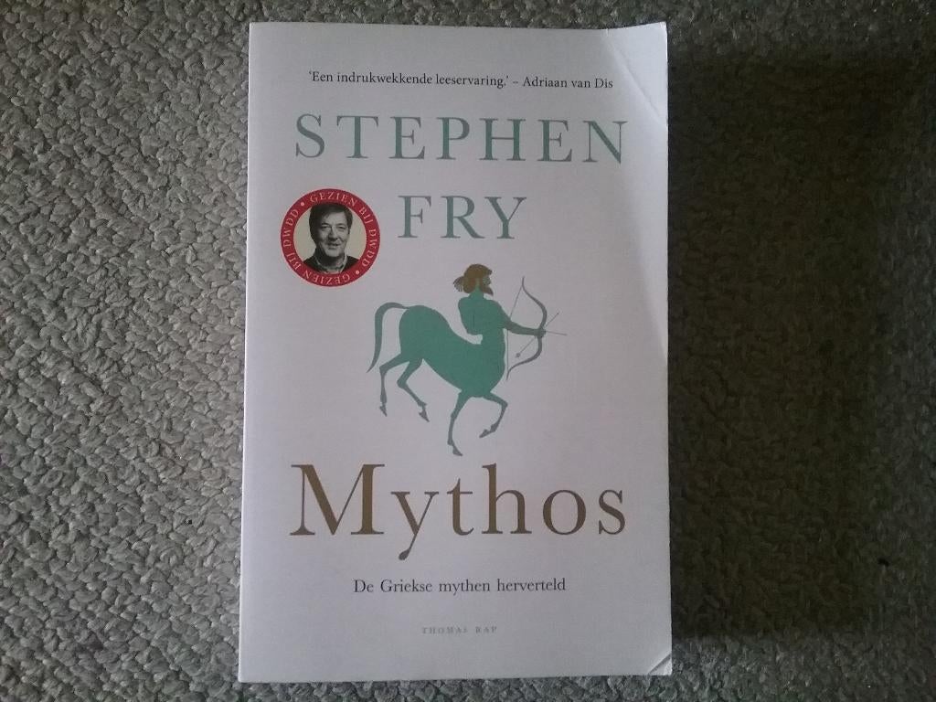 Stephen Fry / Mythos - de Griekse mythen herverteld (2018), Boeken, Ophalen of Verzenden, Gelezen, Europa overig