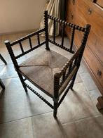 Antiek stoeltje met biezen zitting, met armleuningen, Antiek en Kunst, Antiek | Meubels | Stoelen en Banken, Ophalen