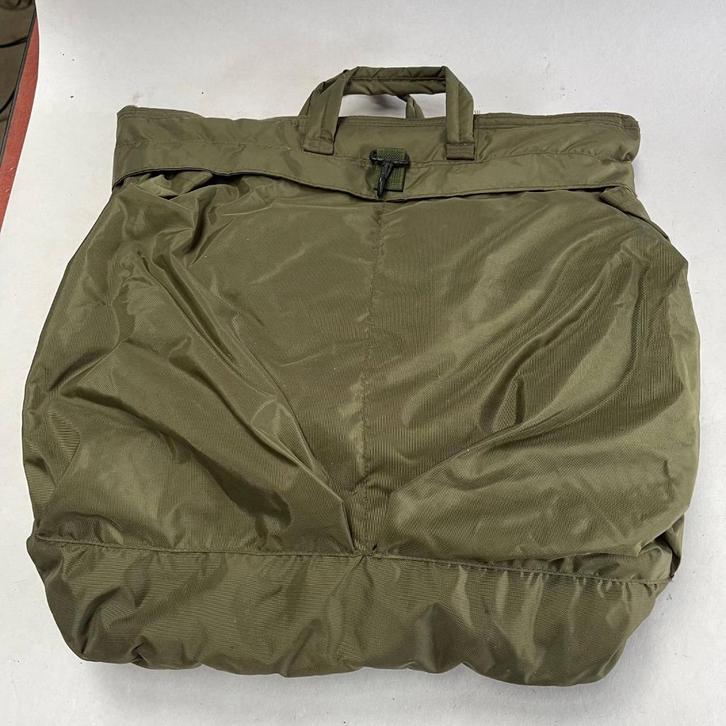 Militaire Draagtas Nederlandse Leger Groen 47x50cm, Verzamelen, Militaria | Algemeen, Landmacht, Kleding of Schoenen, Nederland