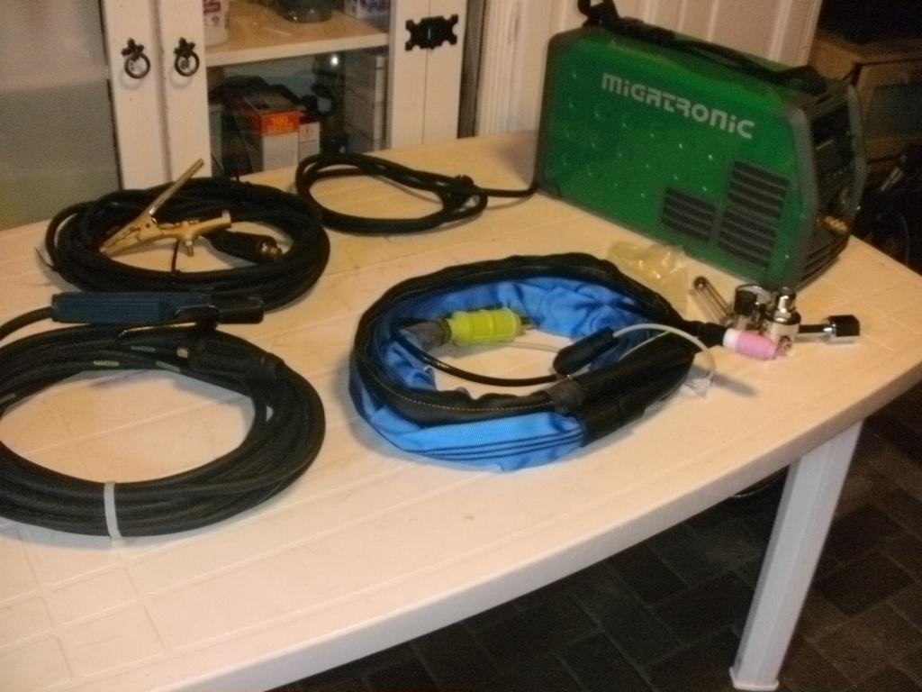 las inverters, Ophalen of Verzenden, Zo goed als nieuw