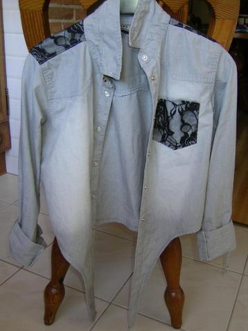 	 Lichtgrijze blouse met gaasstukken 164(als nieuw) beschikbaar voor biedingen