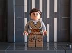 Lego Star Wars SW0677 - Rey - Dark Tan Tied Robe, Ophalen of Verzenden, Gebruikt, Lego