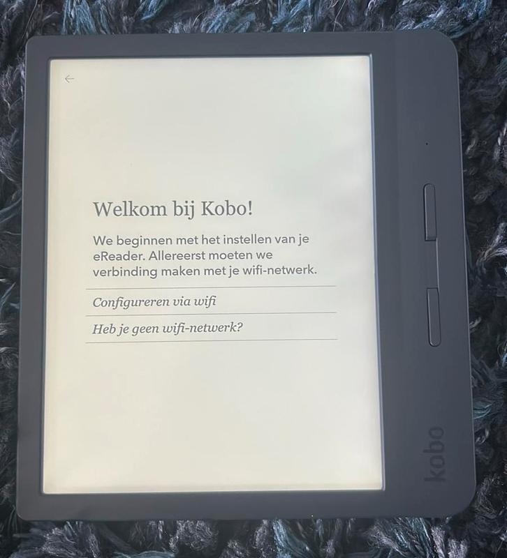 Kobo Libra h2o (zo goed als nieuw), Computers en Software, E-readers, Zo goed als nieuw, 7 inch, 8 GB, Touchscreen, Waterbestendig