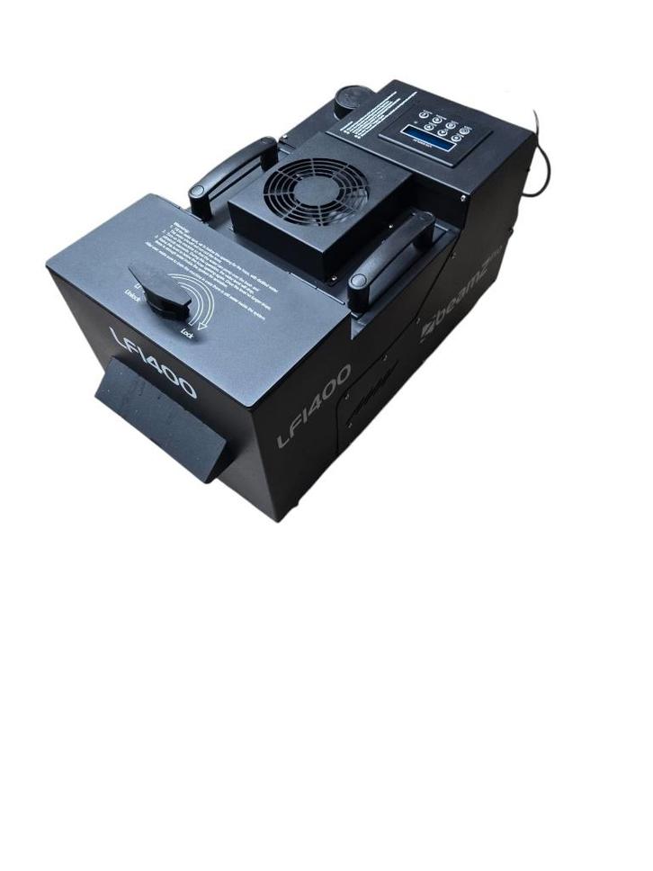 te huur low fogger 1400 watt, Hobby en Vrije tijd, Feestartikelen | Verhuur, Zo goed als nieuw, Overige, Ophalen of Verzenden