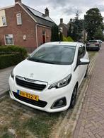 Peugeot 108 1.0 12V E-vti 51KW 5DR 2017 Wit, Auto's, Peugeot, Voorwielaandrijving, Stof, Zwart, 4 stoelen