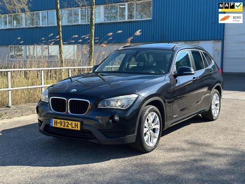 BMW X1 SDrive18i Navi* Pano* Clima* LM velgen* APK!, Auto's, BMW, Bedrijf, Te koop, X1, ABS, Airbags, Airconditioning, Centrale vergrendeling