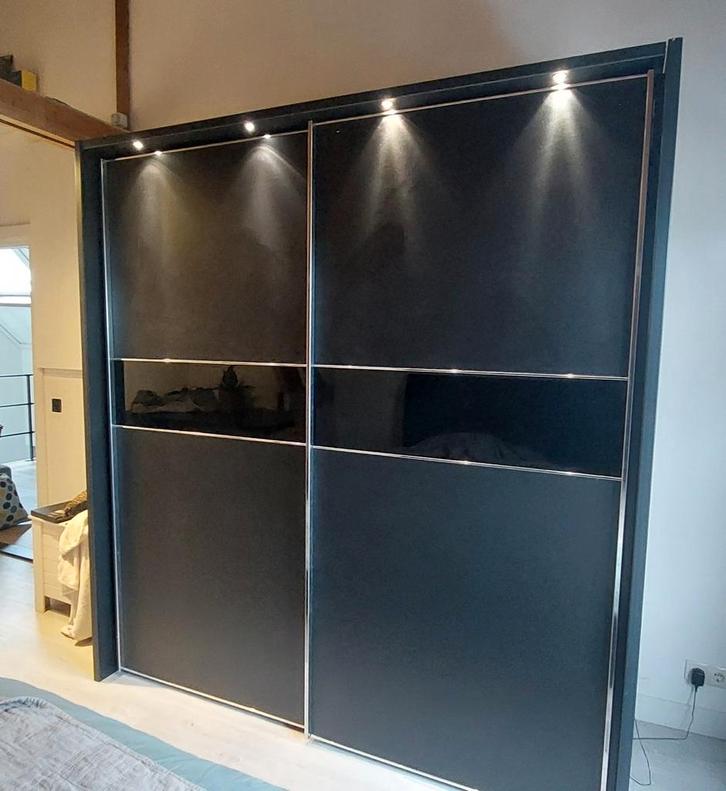 Mooie Schuifdeurkast, Huis en Inrichting, Kasten | Kledingkasten, Zo goed als nieuw, 200 cm of meer, 150 tot 200 cm, 50 tot 75 cm