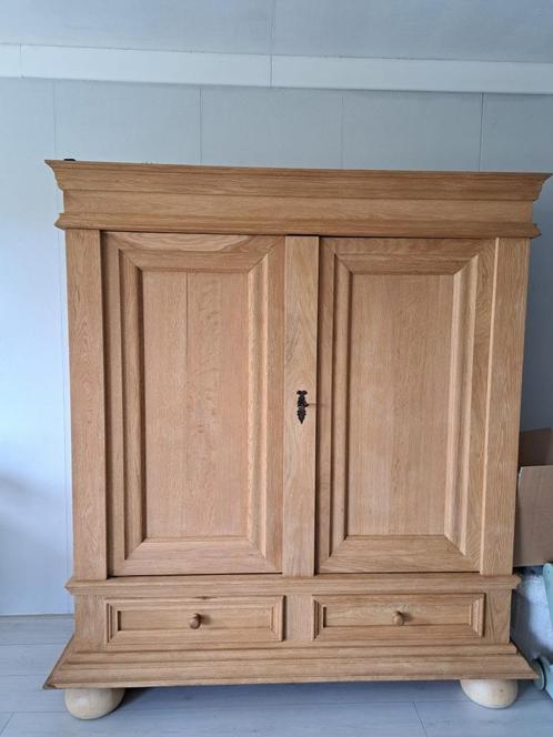 Mooie eikenhouten kast, Huis en Inrichting, Kasten | Buffetkasten, Gebruikt, 150 tot 200 cm, 150 tot 200 cm, 50 tot 75 cm, Met lade(s)