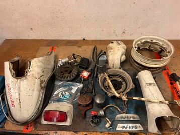 Onderdelen Lambretta TV175 1963, over van restauratie beschikbaar voor biedingen