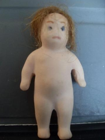 Poppenhuis: Boos Popje... beschikbaar voor biedingen