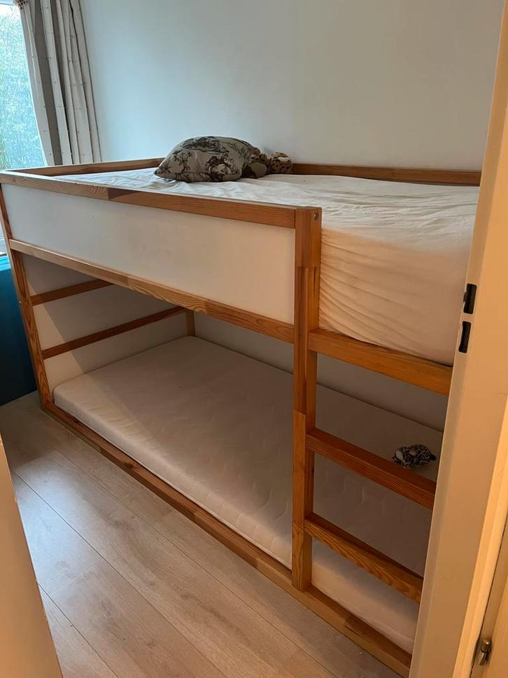 Ikea KURA half hoogslaper stapelbed kinderbed, Kinderen en Baby's, Kinderkamer | Stapelbedden en Hoogslapers, Gebruikt, Halfhoogslaper