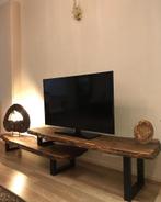 De Houtatelier specialist in robuuste boomstam wandplanken, Ophalen, Nieuw