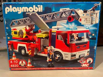 Playmobile 4820 branweerwagen met licht beschikbaar voor biedingen