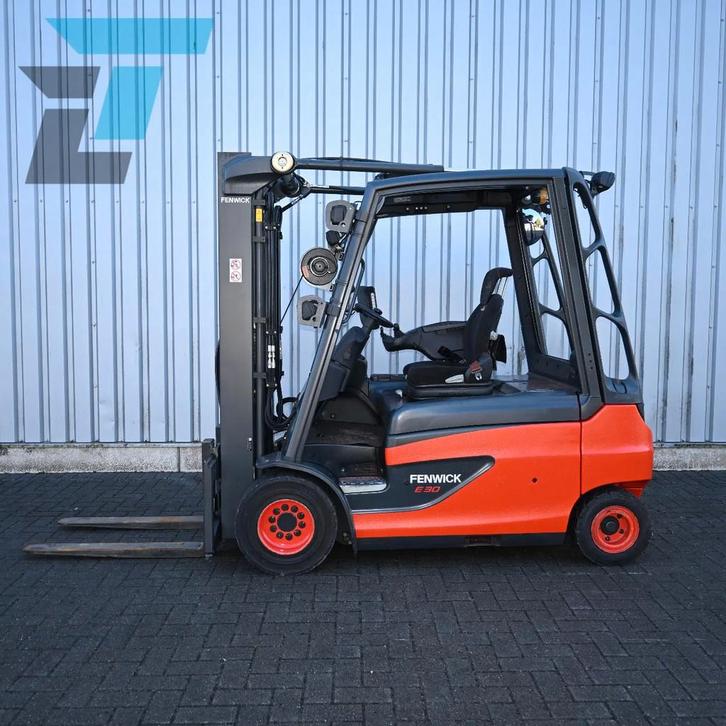 Linde E30L-01 Elektrische heftruck (bj 2016), Zakelijke goederen, Machines en Bouw | Heftrucks en Intern transport, Heftruck, Elektrisch