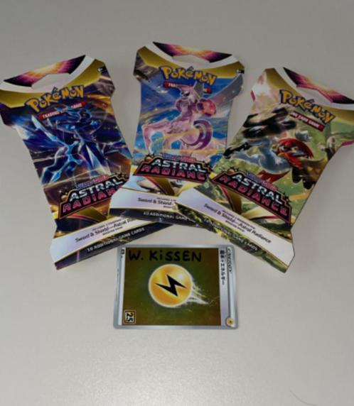 Astral radiance sleeved booster, Hobby en Vrije tijd, Verzamelkaartspellen | Pokémon, Nieuw, Booster, Foil, Verzenden