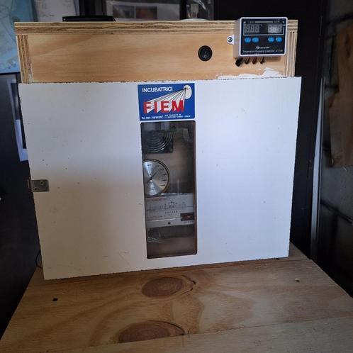 Automatische broedmachine, Dieren en Toebehoren, Pluimvee | Toebehoren, Zo goed als nieuw, Broedmachine, Ophalen