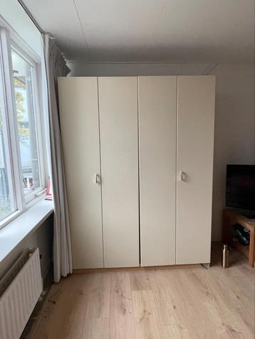 Kledingkast