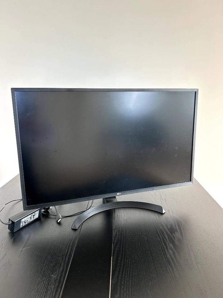 LG 32 inch 4K Ultra HD beeldscherm, Computers en Software, Monitoren, Gebruikt, 60 Hz of minder, HDMI, Ingebouwde speakers, Hoofdtelefoonaansluiting