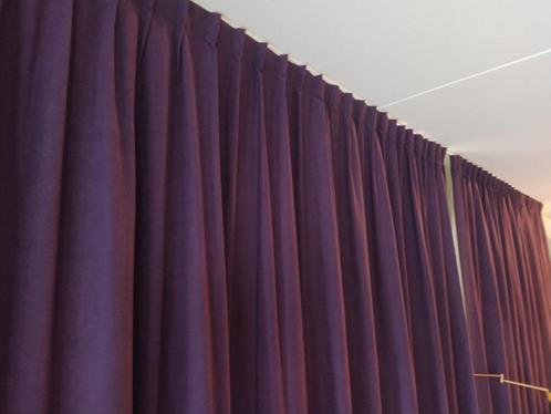 Paarse isolatie suède-look&touch gordijnen 2 banen 2,2 H2,4, Huis en Inrichting, Stoffering | Gordijnen en Lamellen, Gebruikt