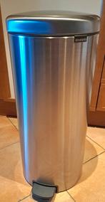 Chromen Brabantia prullenbak, Ophalen, Met pedaal, 50 tot 75 cm, Rvs