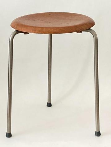 Vintage Danish Design Arne Jacobsen, DOT kruk, jaren 50. beschikbaar voor biedingen