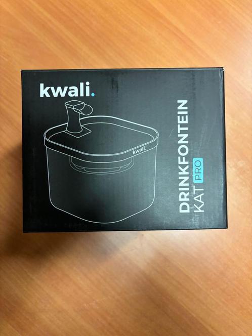 Drinkfontein kat | Stil | €20 | Eindhoven, Dieren en Toebehoren, Kattenvoerbakken en Drinkbakken, Zo goed als nieuw, Automatisch
