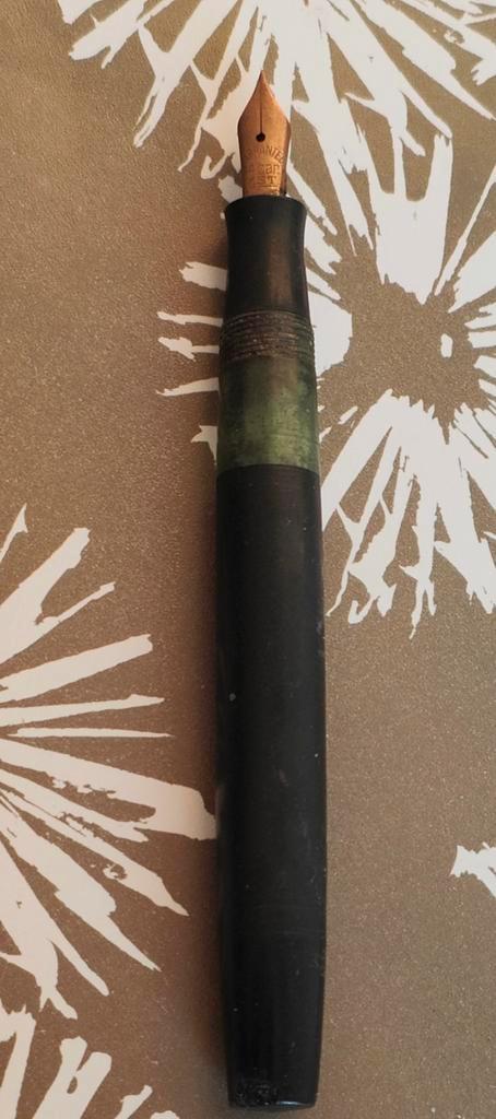 Vintage Vulpen - gebruikte Staat goud?, Verzamelen, Pennenverzamelingen, Gebruikt, Vulpen, Overige merken, Ophalen of Verzenden