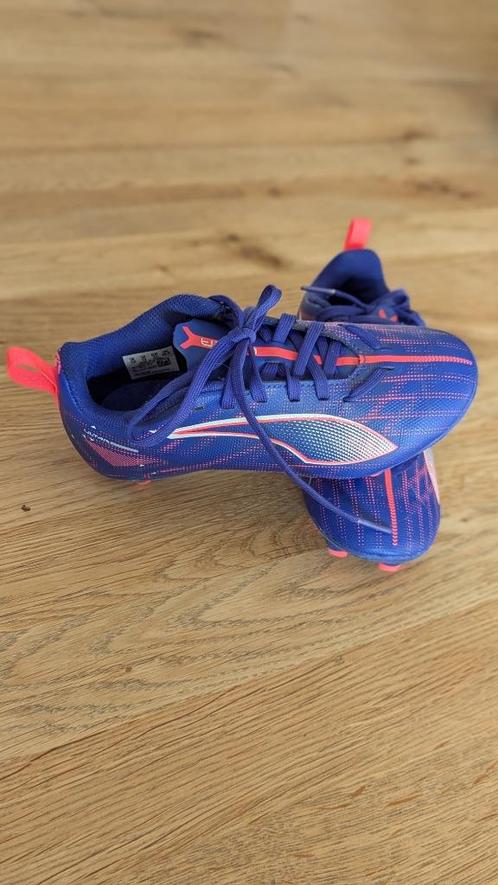 Stoere Puma voetbalschoenen jongens/meisjes maat 31, Sport en Fitness, Voetbal, Zo goed als nieuw, Schoenen, Maat XS of kleiner