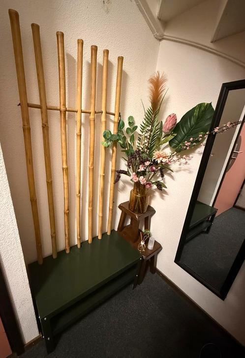 Kapstok met voetenbank donker groen en bamboe, Huis en Inrichting, Woonaccessoires | Kapstokken, Zo goed als nieuw, Staande kapstok