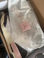 Jordan 3 Dark Mocha (Neapolitan), Bruin, Ophalen of Verzenden, Sneakers of Gympen, Gedragen