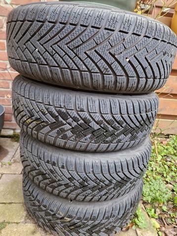 Winterset Ford Focus (2005-2016) - 1 seizoen gebruikt beschikbaar voor biedingen