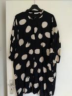Zwarte Masai jurk/jasje met stippen - Maat M, Kleding | Dames, Zwart, Maat 42/44 (L), Ophalen of Verzenden, Zo goed als nieuw