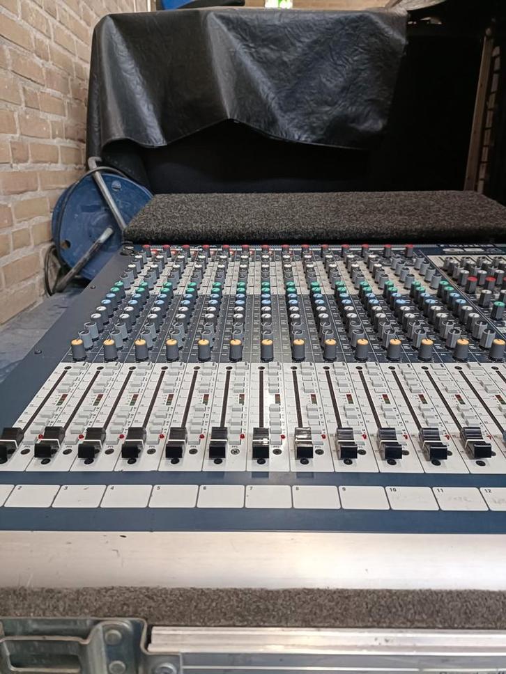 Soundcraft GB4 12/2, Muziek en Instrumenten, Mengpanelen, Zo goed als nieuw, 10 tot 20 kanalen, Microfooningang, Ophalen