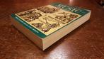 Larousse Encyclopedia of Music - Edited by Geoffrey Hindley, Gelezen, Geoffrey Hindley, Ophalen of Verzenden, Algemeen