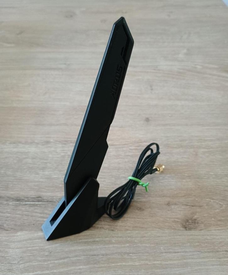Gigabyte aorus wifi antenne, Computers en Software, Moederborden, Zo goed als nieuw, Ophalen of Verzenden
