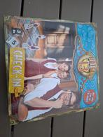 Cluedo Hotel 13 - Spannend Bordspel!, Hobby en Vrije tijd, Gezelschapsspellen | Bordspellen, Drie of vier spelers, Ophalen of Verzenden