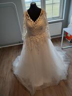 Mooie trouwjurk, Modeca maat 50, Ophalen, Trouwjurk, Wit, Zo goed als nieuw